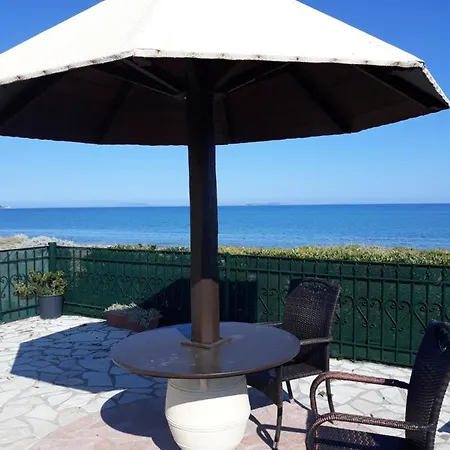 Villa Beach Athanasia Almiros Beach